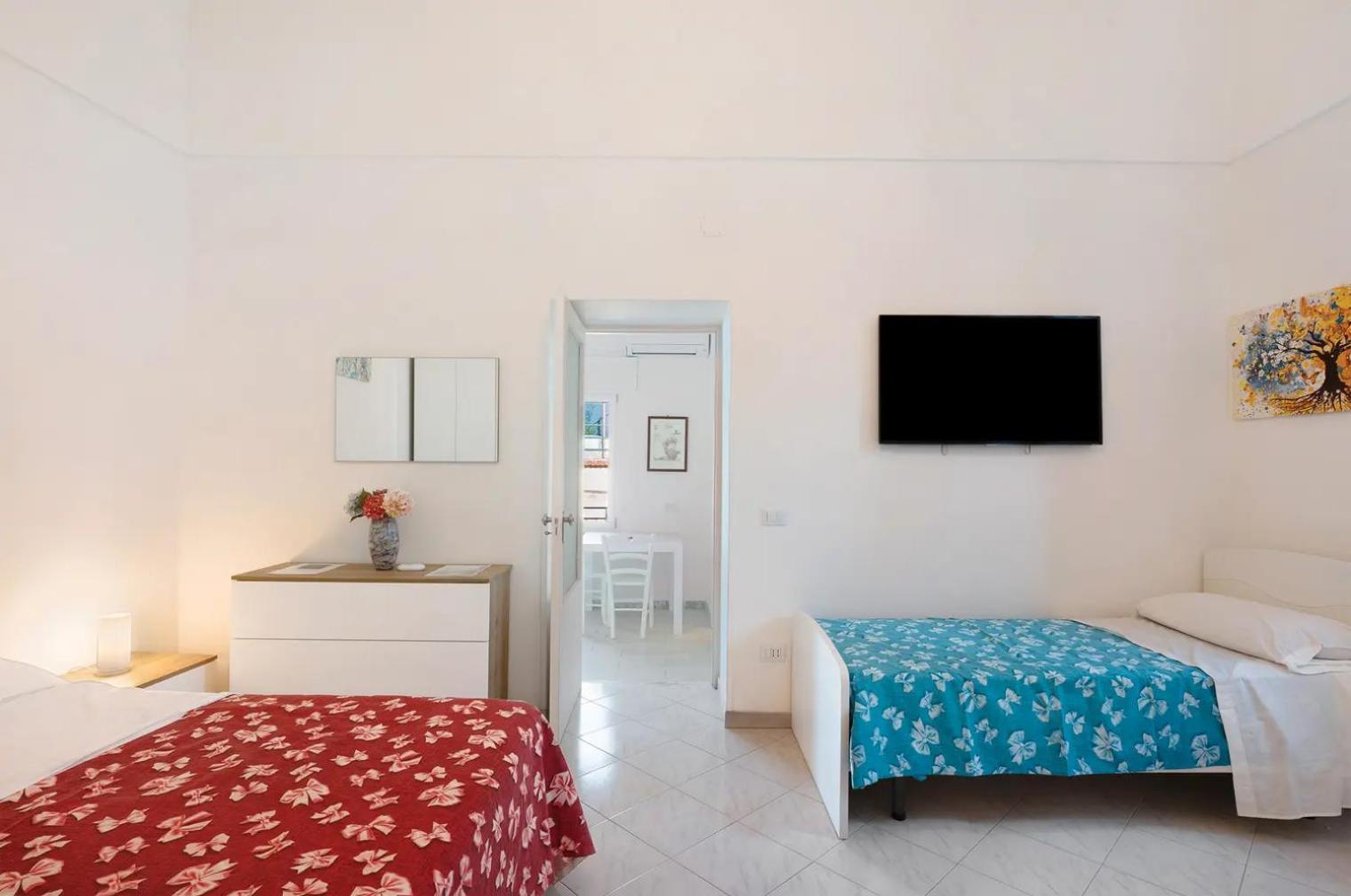 Casa Vacanze - Villa Ida Apartments Вико-Экуенсе Экстерьер фото